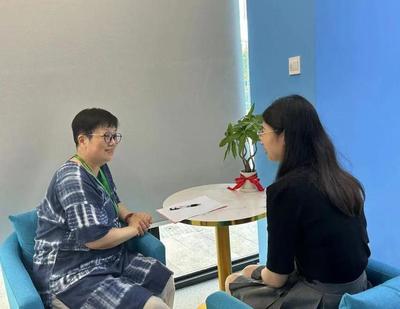 從疲憊到煥新 白領為何排隊也要體驗健康信息咨詢