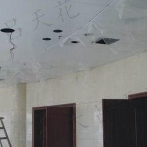 雕花板鏤空精雕花 中式雕刻玄關屏風隔斷鋁單板湖南工程